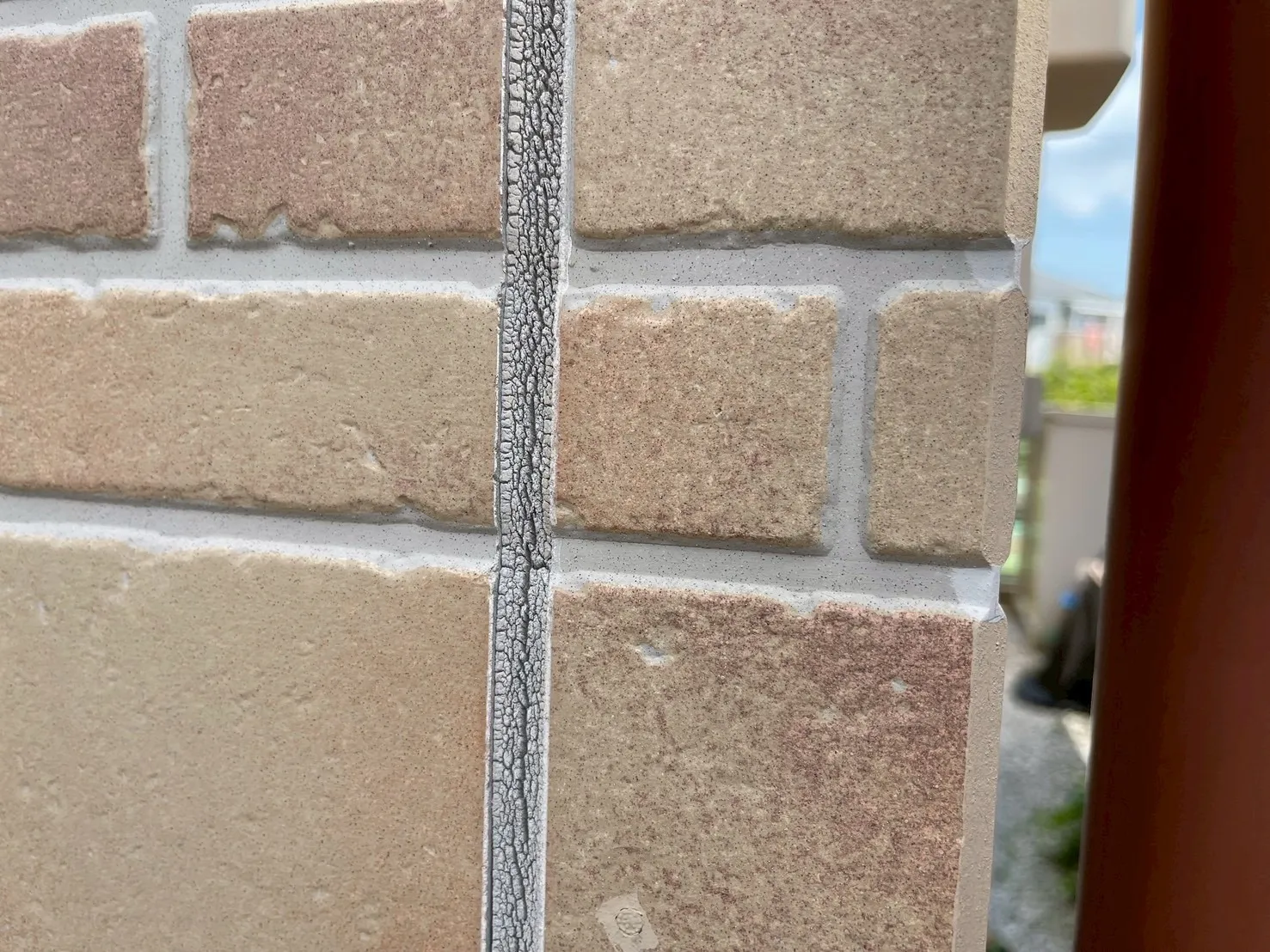 【本当の塗装屋 山下塗装】建物の劣化を防ぐ塗装技術と定期点検の重要性